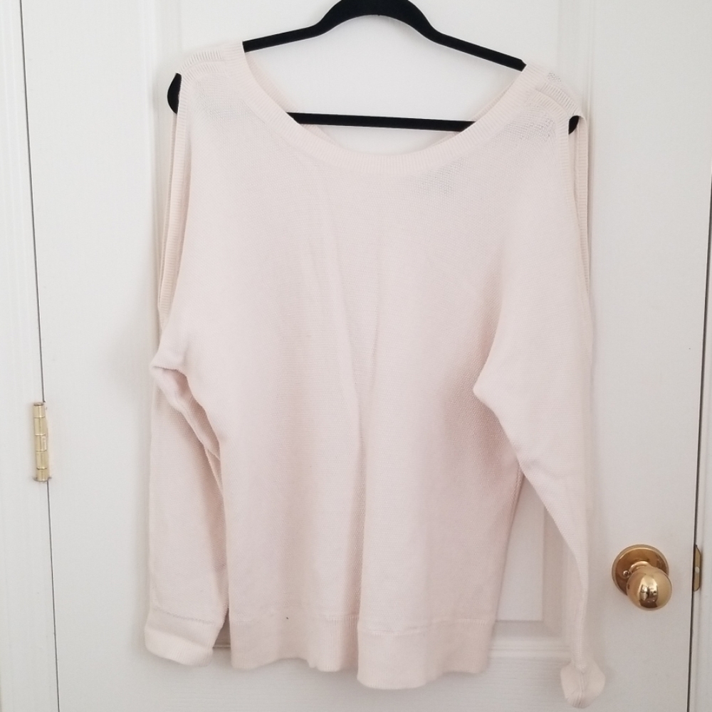 Banana republic cream cold shoulder sweater